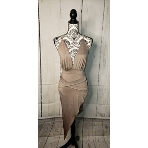 Boo Hoo Night dress size 6
New with tags